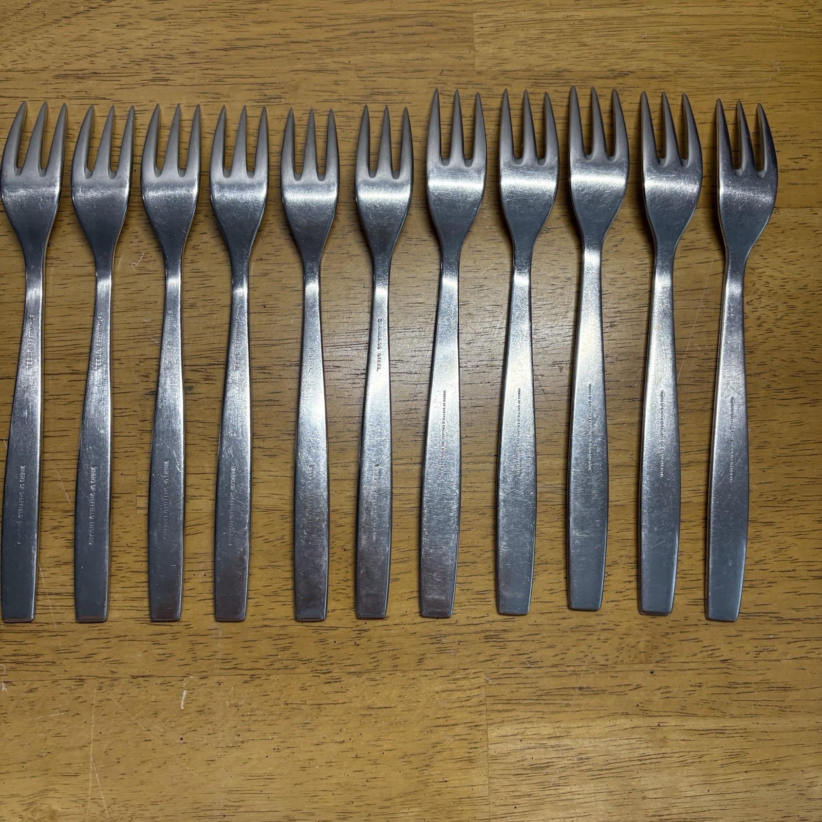 Viners Chelsea Stainless Steel 35 Piece Cutlery Set