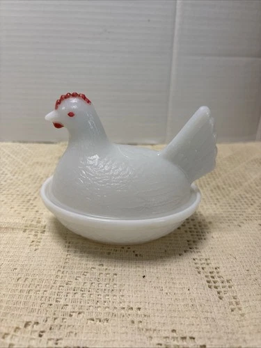 Vintage White Milk Glass Chicken Hen On Nest Covered Trinket Candy Dish 5” Paint