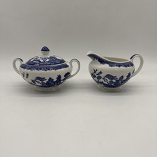 Blue Willow Sugar Bowl w/ Lid  Creamer Set Made in England Blue White China