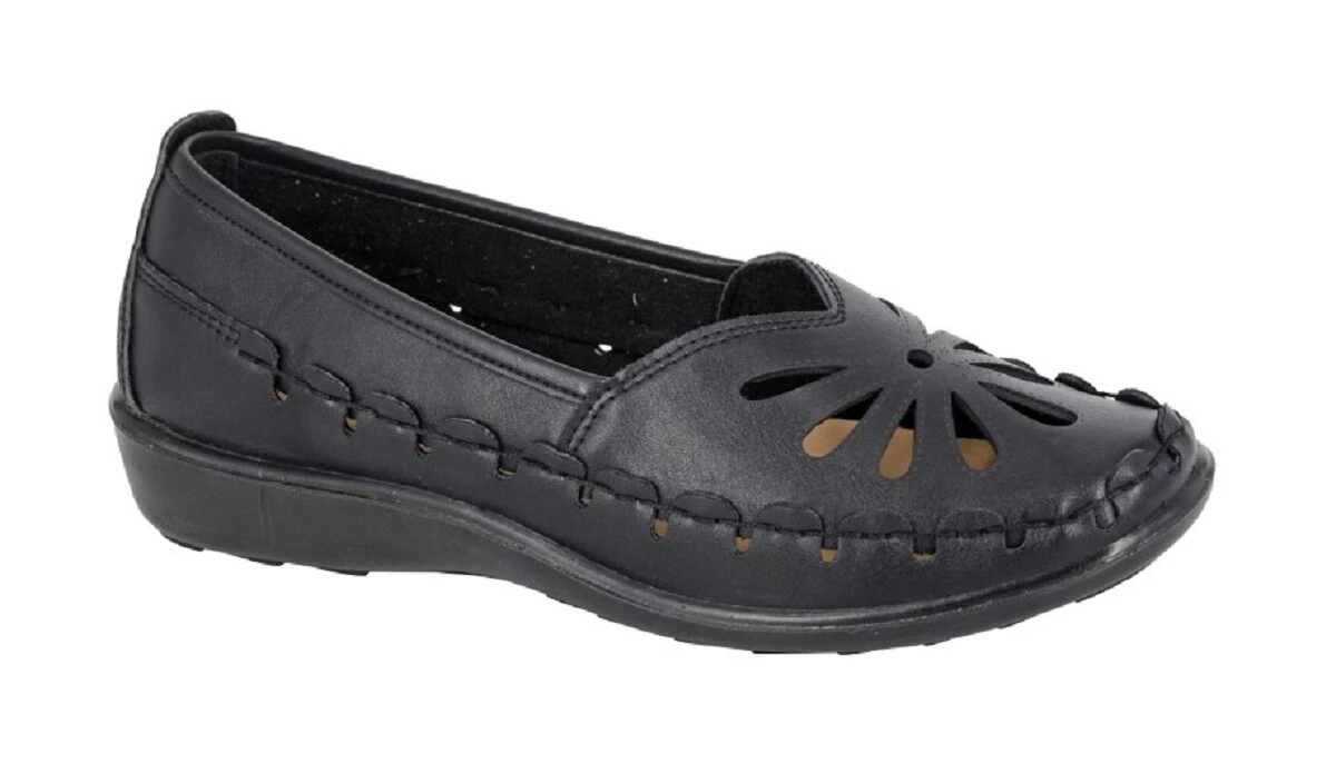 BOULEVARD L516 Ladies Slip-On Closed Toe Punched Comfy Summer Casual Shoes