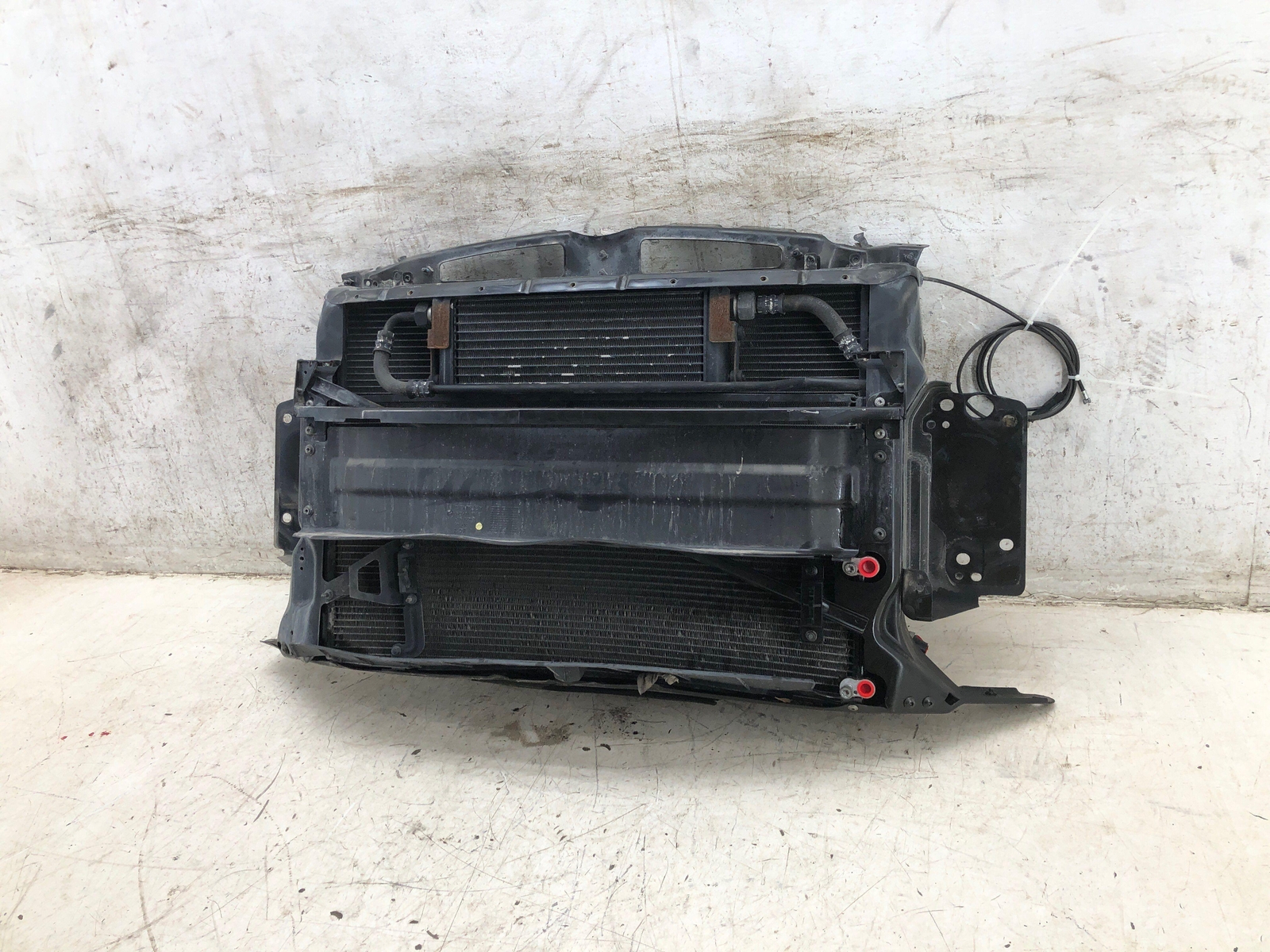 2006-2012 BENTLEY CONTINENTAL FLYING SPUR 6.0L RADIATOR COOLING FAN SUPPORT SET