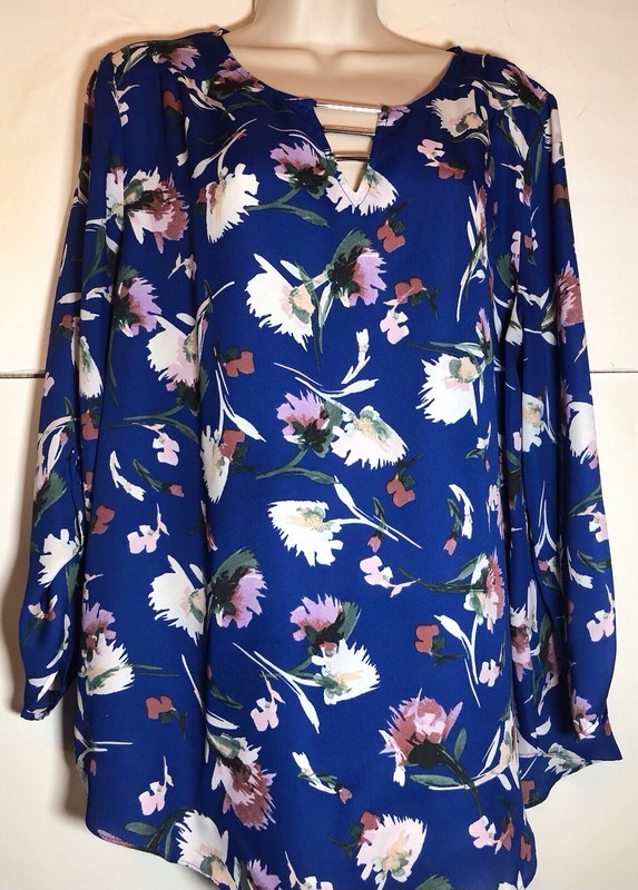 APT.9 WOMENS SIZE L TOP NWOT NAVY BLUE MULTI FLORAL PRINT 