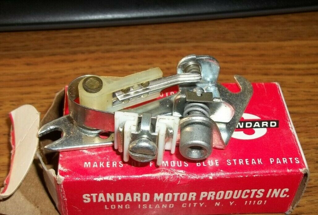 Point Set Standard Motor Products DR-2270PT - Ignition Points