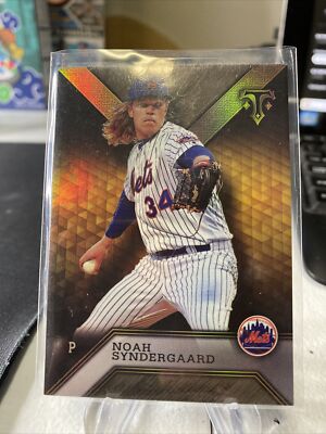 2016 TOPPS TRIPLE THREADS #35 Noah Syndergaard