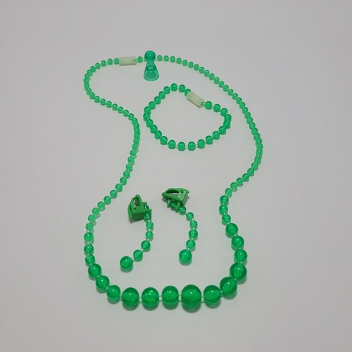 VTG Pretty Pretty Princess GREEN Necklace Bracelet Earrings Mover Jewelry Parts