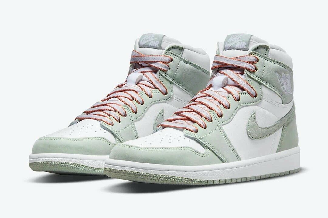 Nike Air Jordan 1 Retro High OG Seafoam CD0461-002 Women 11W / 9.5M  DropKickzLA