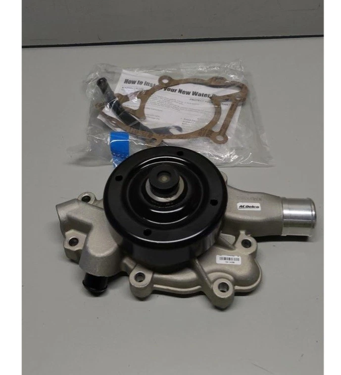 Bomba de agua del motor Foto 2 de 3