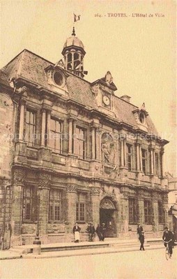Troyes 10 Aube Hotel de Ville