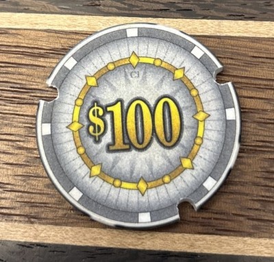 Unidentified $100 Casino Roulette Poker Gaming Casino Chip Notched