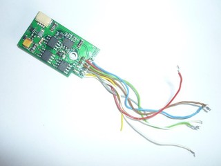 Uhlenbrock 76200 MM/DCC Digitaldecoder für Märklin Loks mit Feldspulenmotor