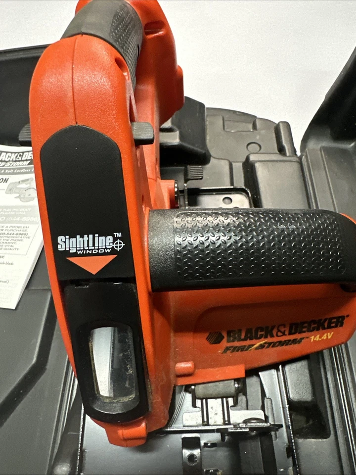 BLACK+DECKER CS144 14.4-Volt Firestorm Cordless Circular Saw W/Blade Batt & Case - Image 2 of 4