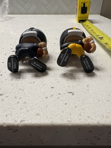 Lot of 2 Vintage NFL Lil’ Teammates Figures Seahawks & Steelers Running Backs - Picture 5 of 6
