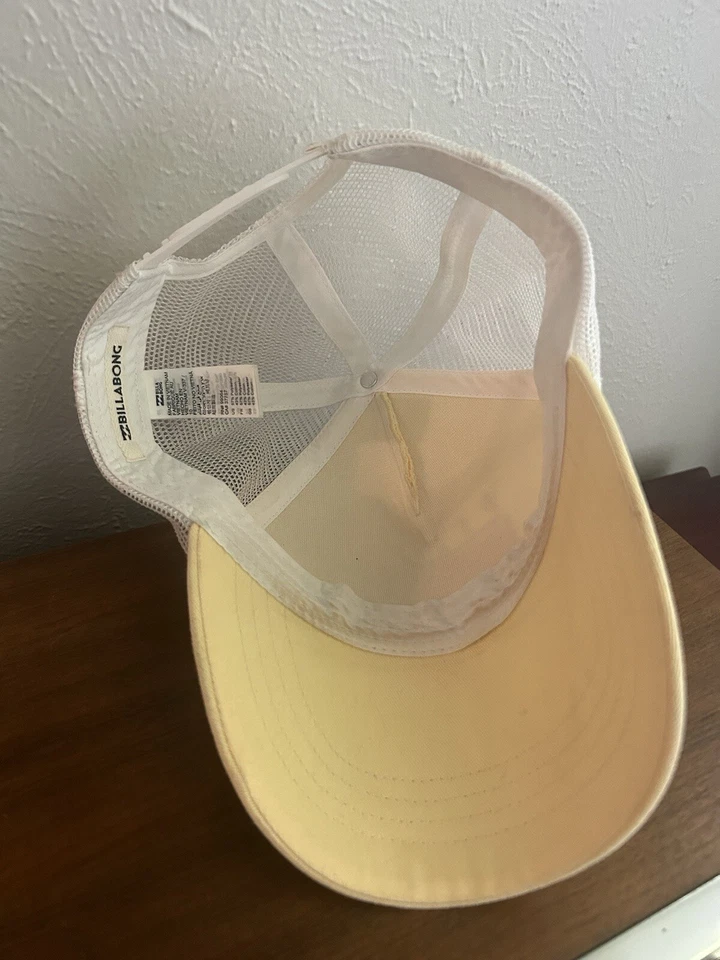 Sombrero de camionero Billabong amarillo vintage Foto 2 de 3