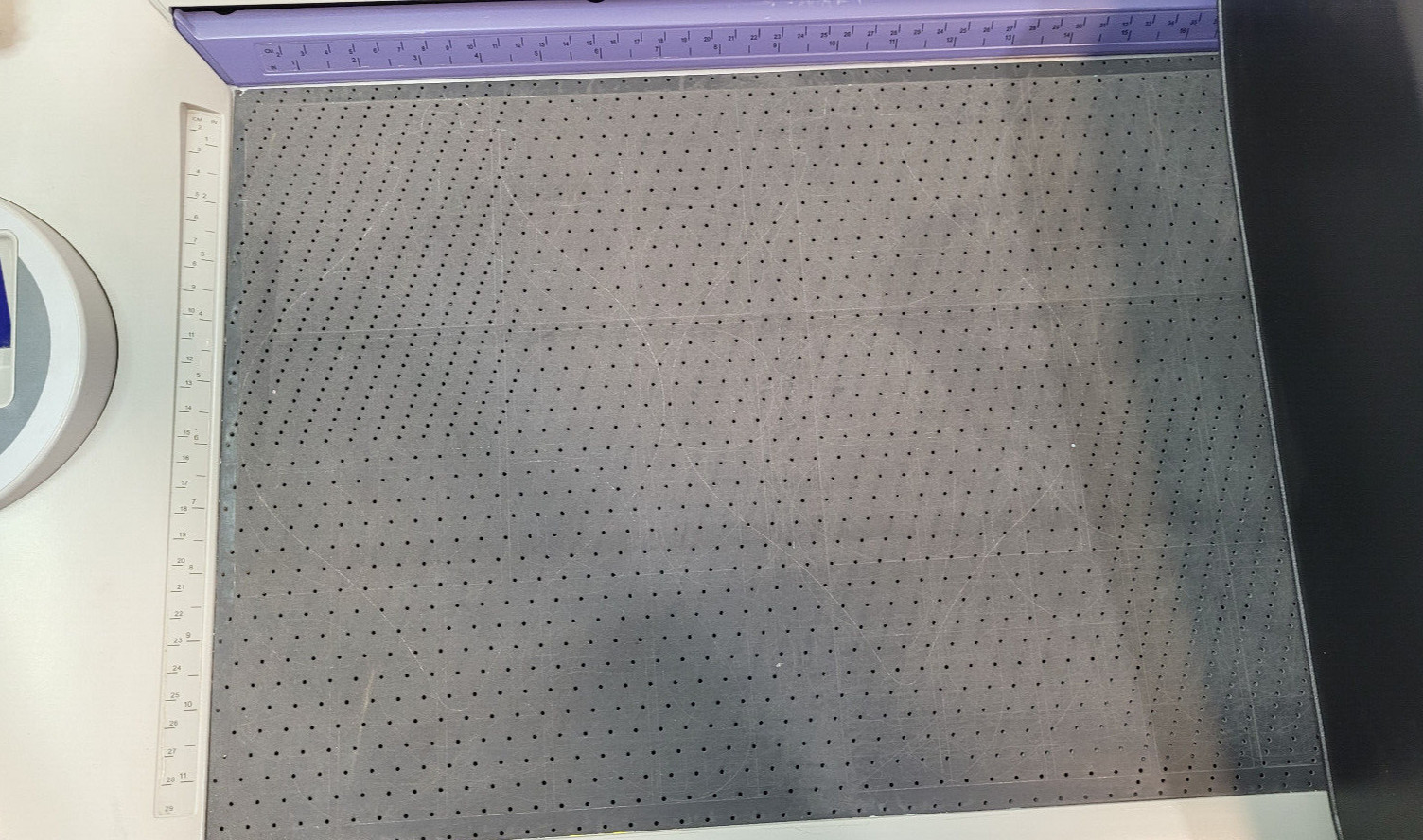 Varitronics VariQuest Cutout Maker 1800 Die Cut Machine-Power Tested Only