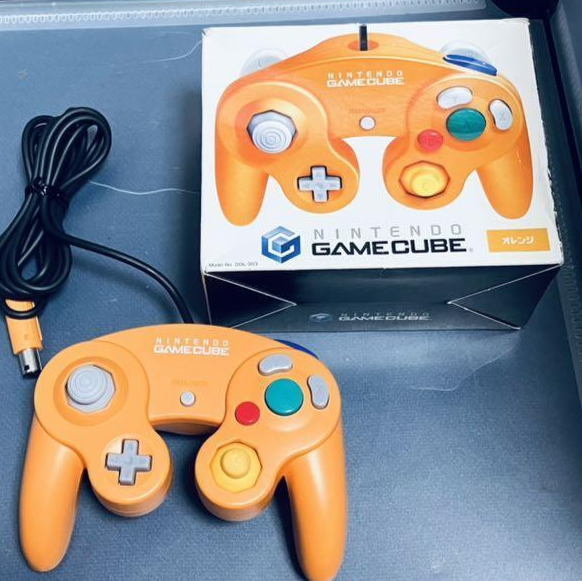 What's the difference between these two? : r/Gamecube