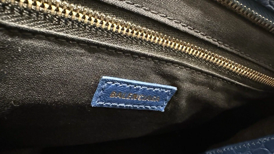 Bolso Balenciaga Cocodrilo Azul Marino Ciudad - 95% Nuevo (100% Auténtico con recibo) Foto 4 de 4