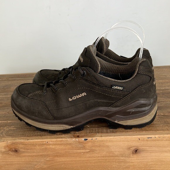 Lowa brown waterproof goretex renegade 