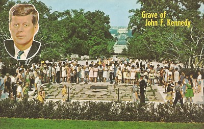 JOHN F. KENNEDY - GRAVE IN ARLINGTON -  Postkarte  9 x 14,0  cm