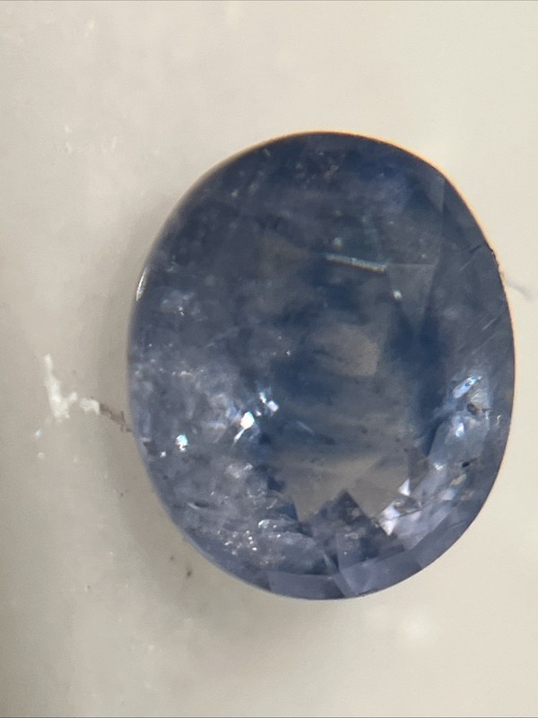 Natura Blue Sapphire 0.94ct oval-cut