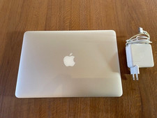 Apple MacBook Pro 2015 A1502 13“ i5,2,7GHz 128GB,8GB Ram mit org.Ladegerät