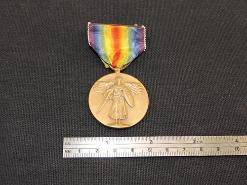 WW1 Victory Medal Pin Military Great War For Civilization Winged Angel w/ ribbon
