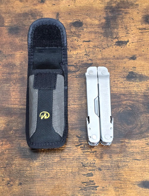 LEATHERMAN Super Tool 300 SS Multi-Tool 0115 + Nylon Sheath w/Internal Pouch EXC