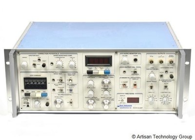 Axon Instruments Axopatch-1D Patch Clamp Amplifier