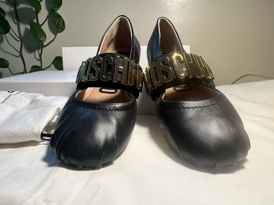 Moschino Couture Leather Ballet Flats With Gold Metal Logo Black Sz 37 - Image 2 of 4