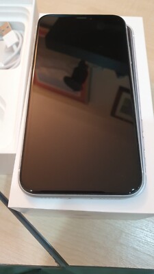 Apple iPhone XR 64GB - Unlocked - White - Used - Immaculate