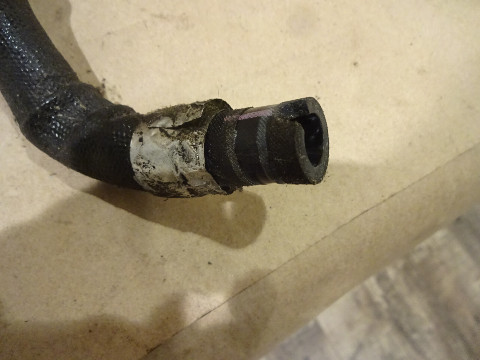 Ferrari 488- Power Steering Underbody To Reservoir Hose  P/N 315061
