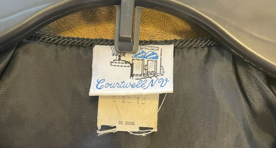 1950's Era NV Jacket Size 10 Black Vintage Excellent Condition Please Read - Image 3 of 4