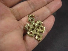 P30 TIBETAN Buddhist Eternal Knot Astamangala Yoga Brass Amulet Pendant Nepal