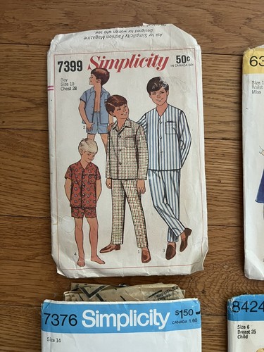 Vintage sewing patterns - Picture 2 of 10