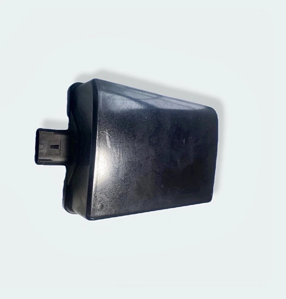 2013 Cadillac ATS SRX Adaptive Cruise Control Distance Sensor 22960873 - Image 2 of 3