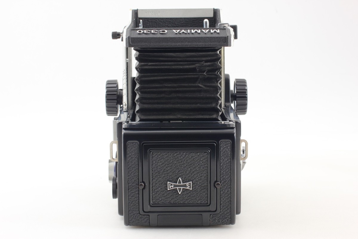 Mamiya C330 f 105ｍｍ F3.5 Mamiya C330 Camera with 105mm f3.5 Lens - Versatile Medium