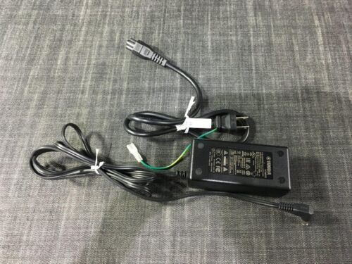 Yamaha THR10II Modeling Guitar Amplifier Wireless Bluetooth Used Tested - Picture 7 of 7