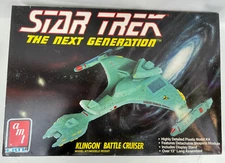 1991 AMT ERTL Star Trek Next Generation Klingon Battle Cruiser 6812 NIOB