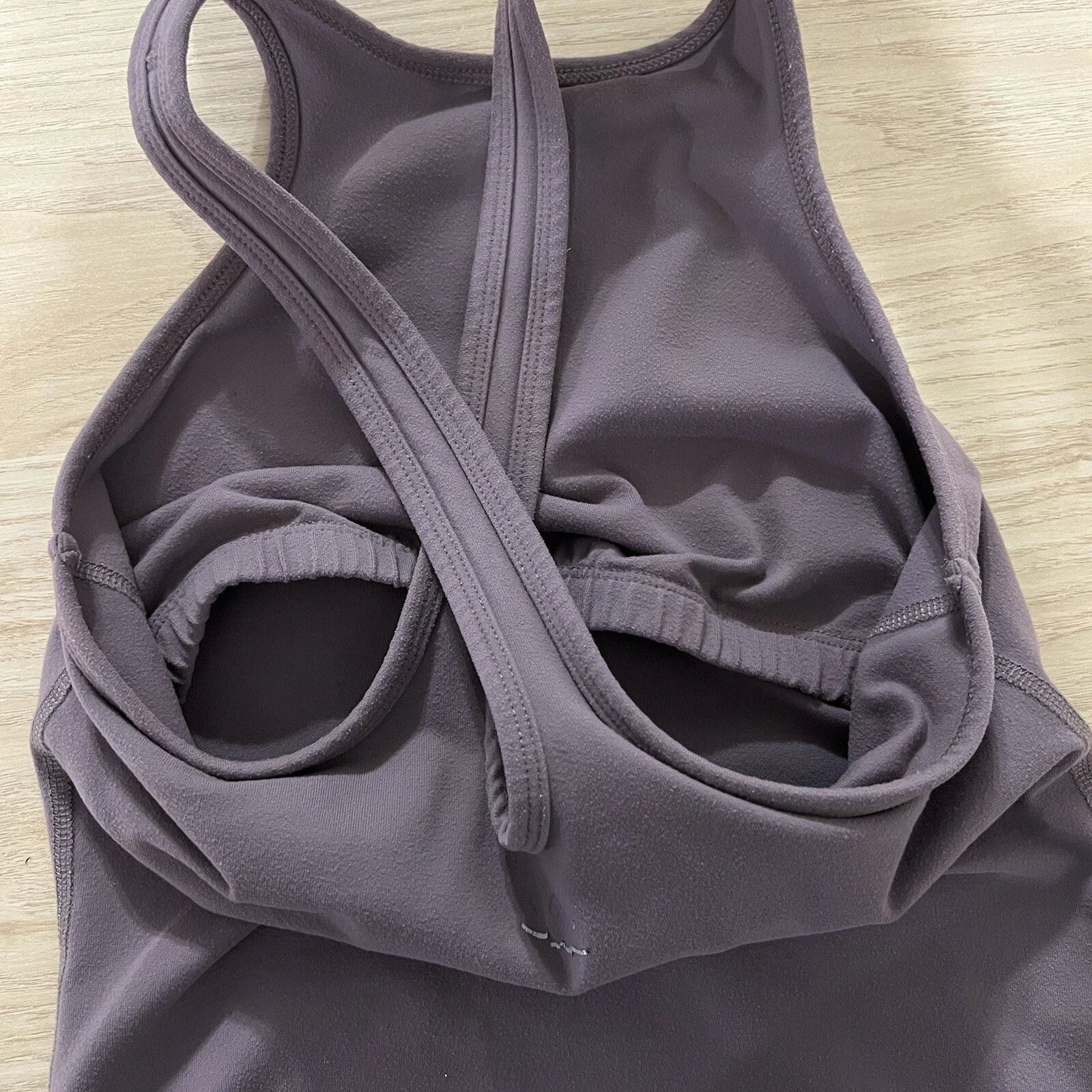 beyond-yoga under lock & keyhole built in shelf bra dusty violet tank-top