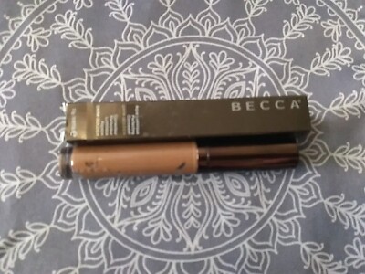 Becca Aqua Luminous Perfecting Concealer (Dark Golden) .18oz NIB (box has wear)