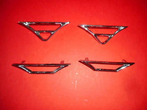 LANCIA FLAVIA CONVERTIBILE VIGNALE MOSTRINE CORNICI FARO - 第 1/1 張圖片