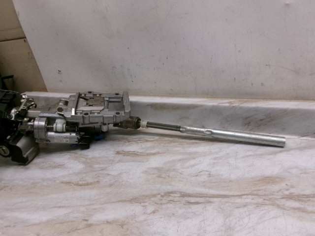 208142 03 to 08 Maserati Quattroporte M139 Steering Column & Wheel W/ Paddles