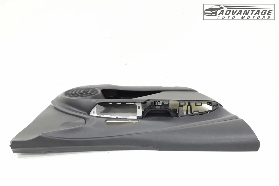 Toyota Prius 2019-2022 panel interior de la puerta del lado del conductor delantero izquierdo OEM Foto 3 de 4