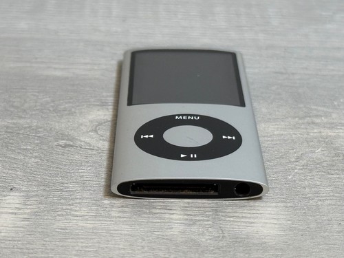 Apple iPod Nano 4th Generation 8GB - All Colors - Picture 13 of 73