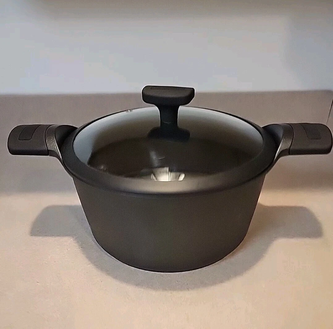 D&W Ceramic Stock Pot 10” Inch With Lid Deane & White Cookware Soup Casserole