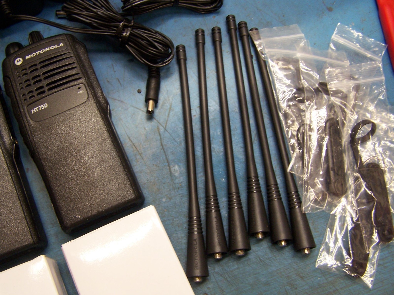 Motorola HT750 UHF Two-Way Rado Package Demo for E-Bay - Thanks for Motorola HT750 UHF Two-Way Rado Package Demo for E-Bay - Thanks for