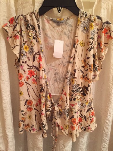 Charlotte Russe Small S Cap Sleeve Wrap Around Top Pink Floral Design 