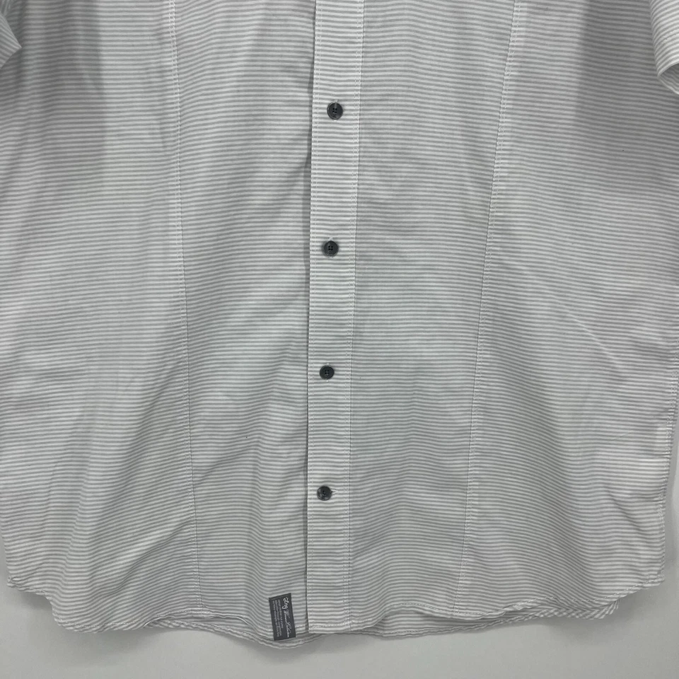 LRG Wovens Short Sleeve Button Shirt Men's Size 2XL Gray Striped Vtg Y2K - Image 3 of 4
