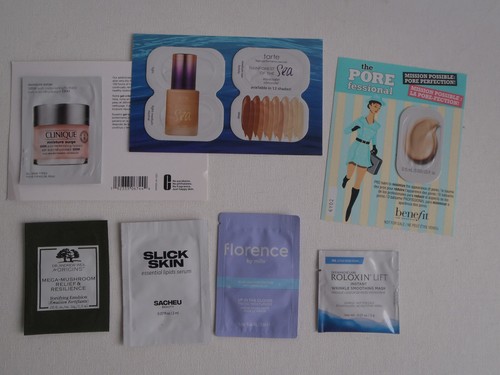 Ulta Beauty 8 Pc Silver Clutch Beauty Bag - Makeup Samples - Picture 2 of 5