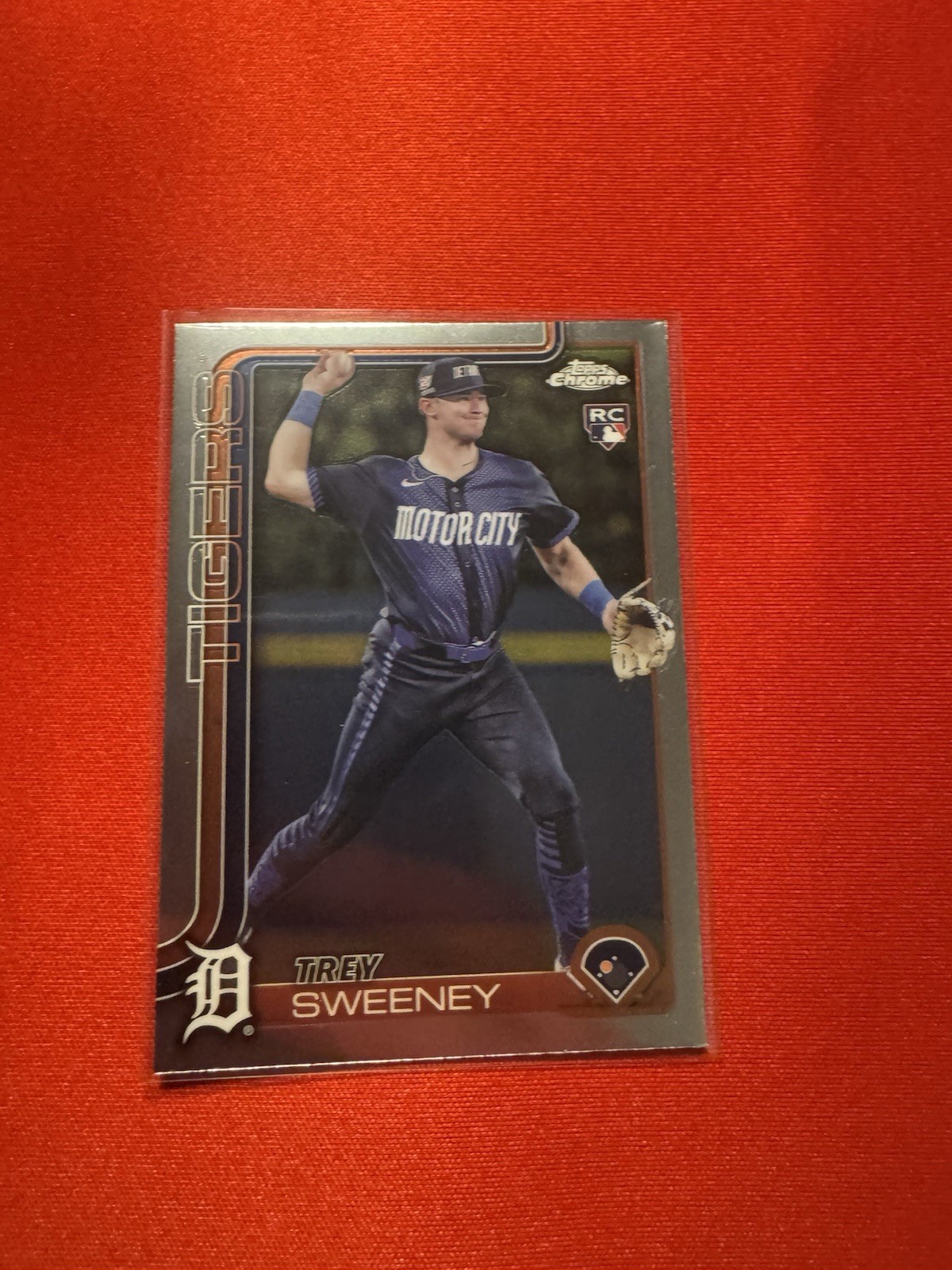 2025 Topps Chrome - Trey Sweeney #6 (RC)