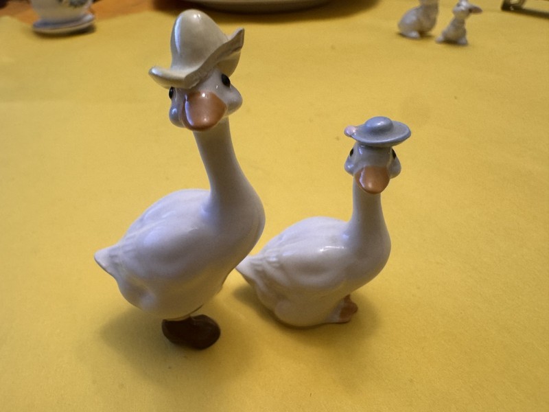 Hagen Renaker Goose with Hat - Yellow & Blue Set of 2